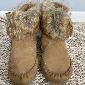 Madden girl moccasins